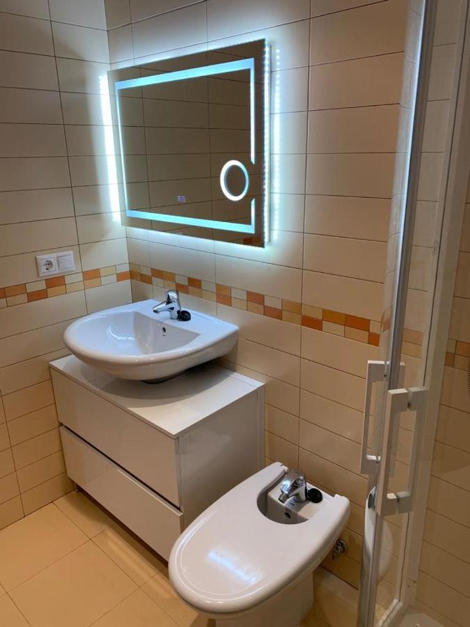 A&M Burela Costa Apartment Luaran gambar